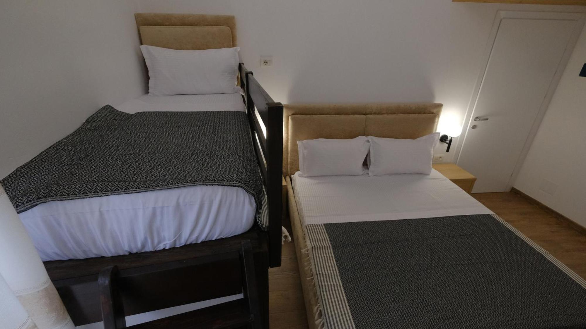 Salillari Guest House Берат Екстериор снимка
