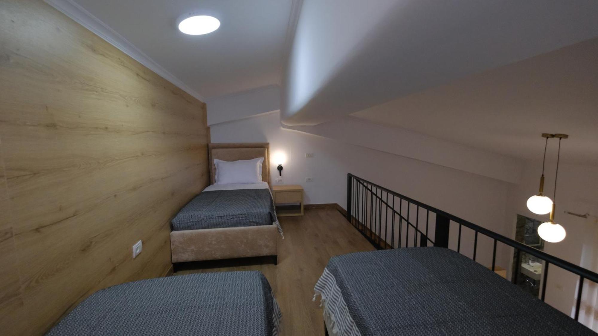 Salillari Guest House Берат Екстериор снимка
