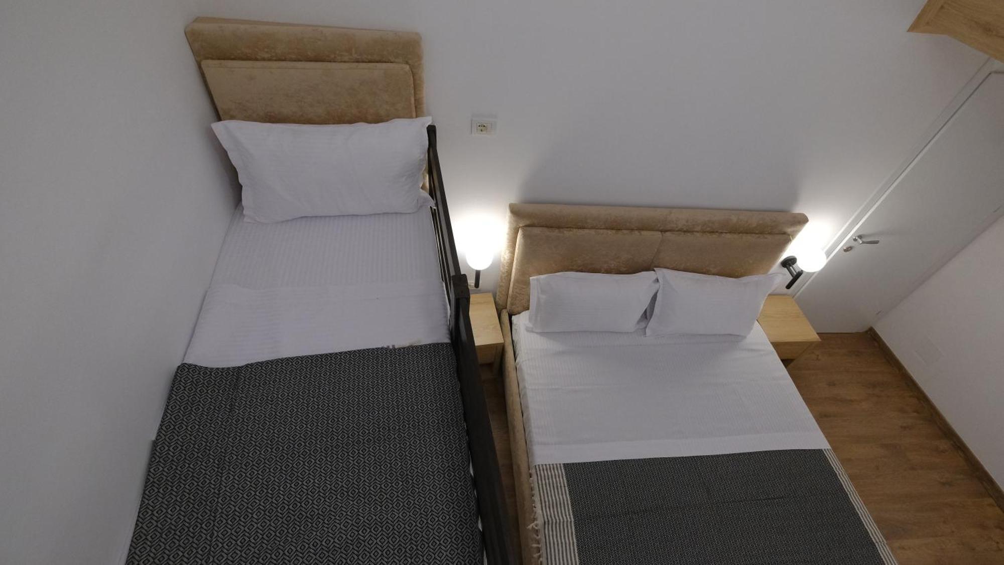 Salillari Guest House Берат Екстериор снимка