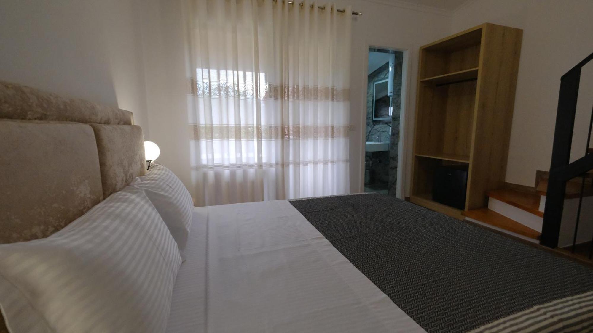 Salillari Guest House Берат Екстериор снимка