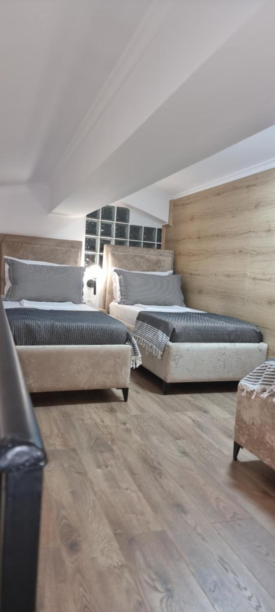 Salillari Guest House Берат Екстериор снимка