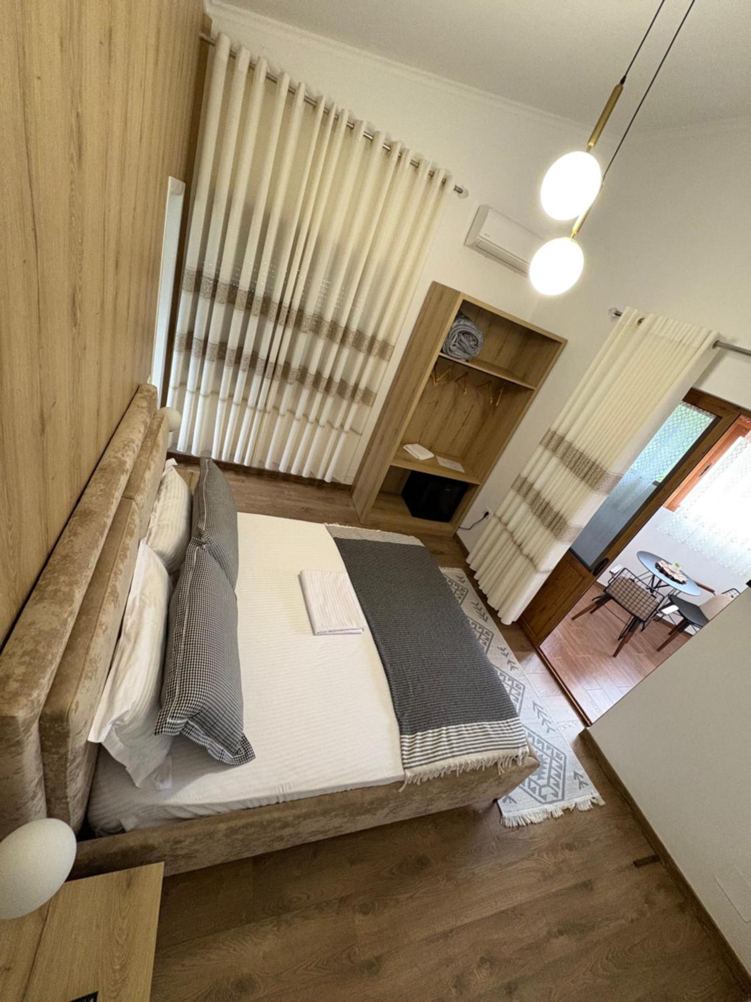 Salillari Guest House Берат Екстериор снимка