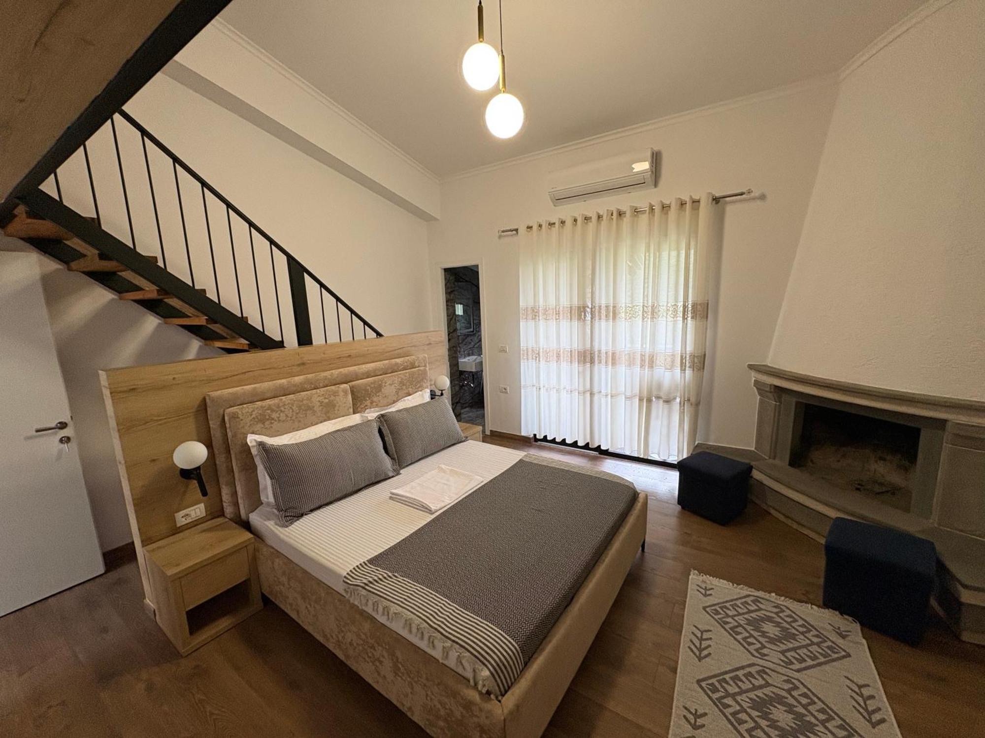 Salillari Guest House Берат Екстериор снимка