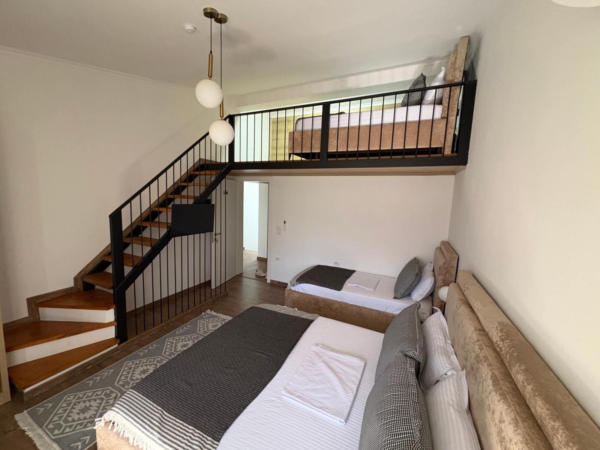 Salillari Guest House Берат Екстериор снимка