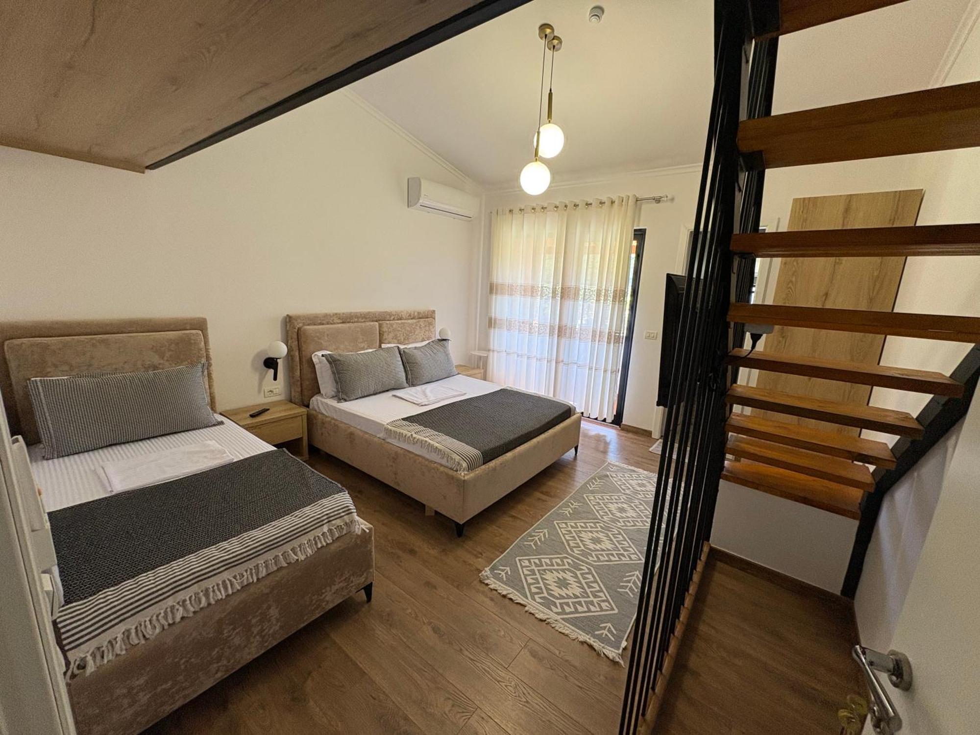 Salillari Guest House Берат Екстериор снимка